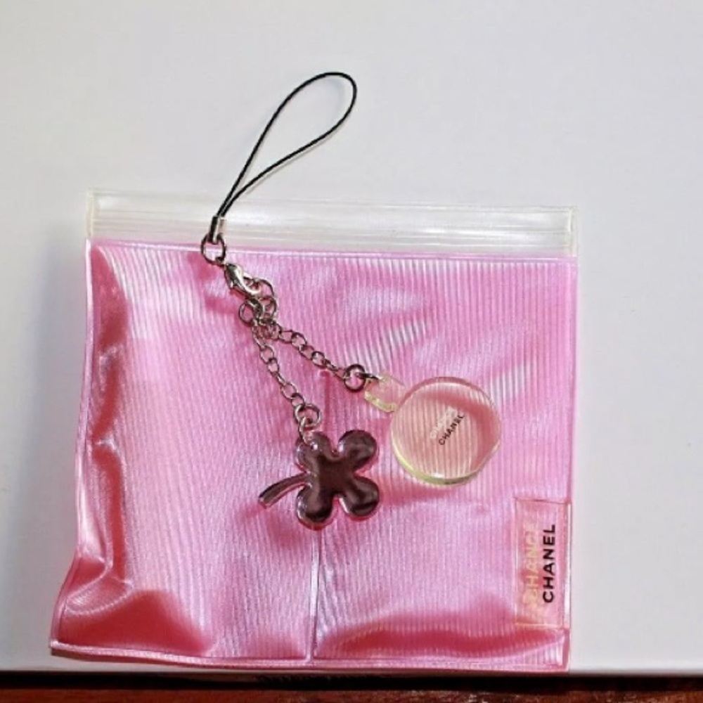 ✨ Authentic Chanel Perfume Bottle & Clover Charms - Picture 3 of 7